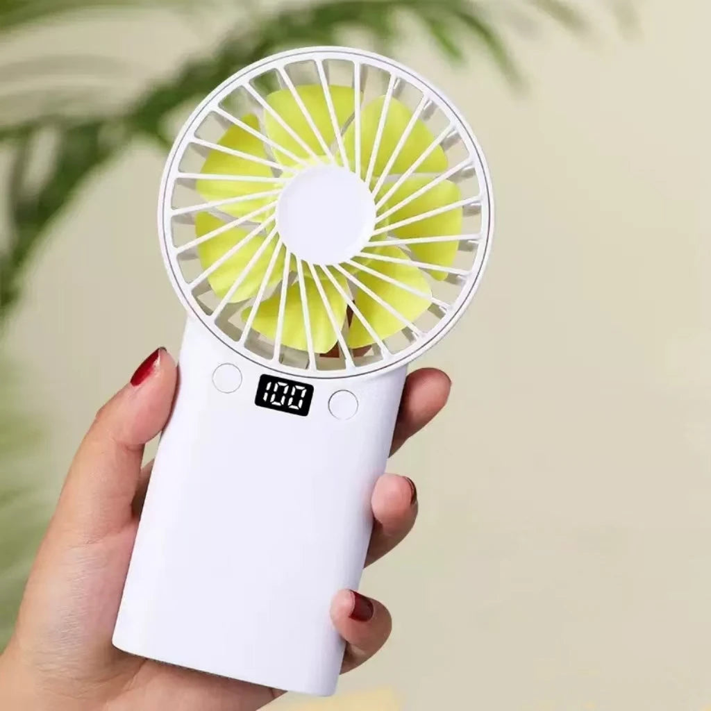 Large capacity battery: 10000mAh fan